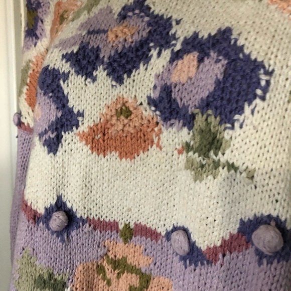 Heavy Knit Sweater Size Small - Picture 3 of 7